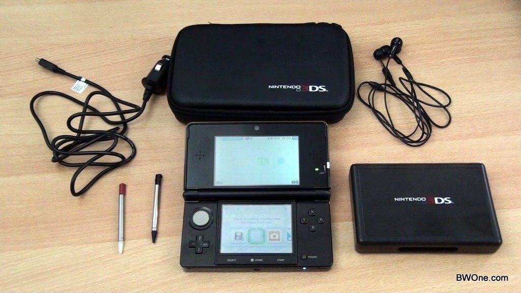 Nintendo_3DS_ultimate_stater_kit-7.jpg